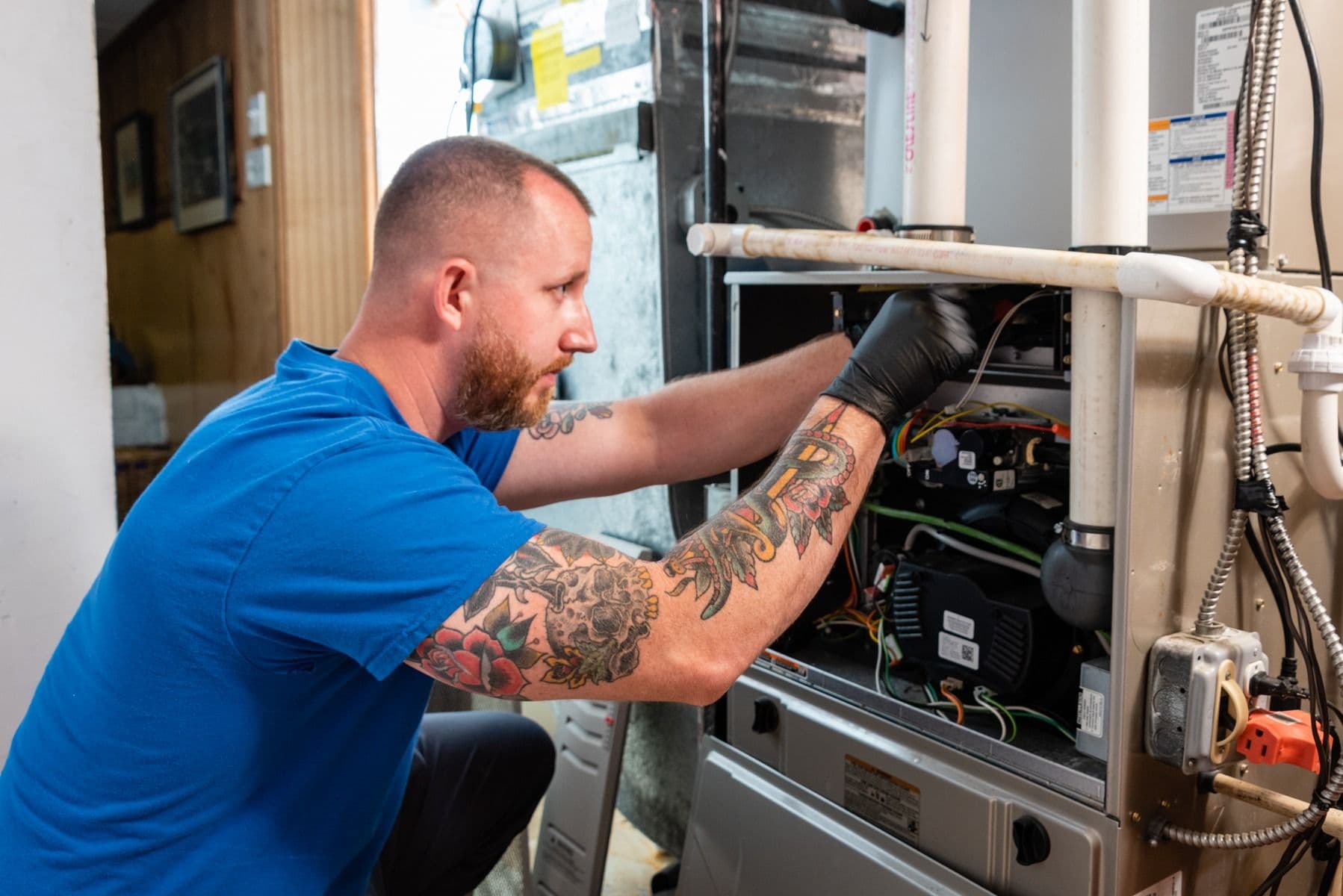 Heater-Repair-HVAC-Technician-Scott-Philadelphia-Gas-Electric-Heating